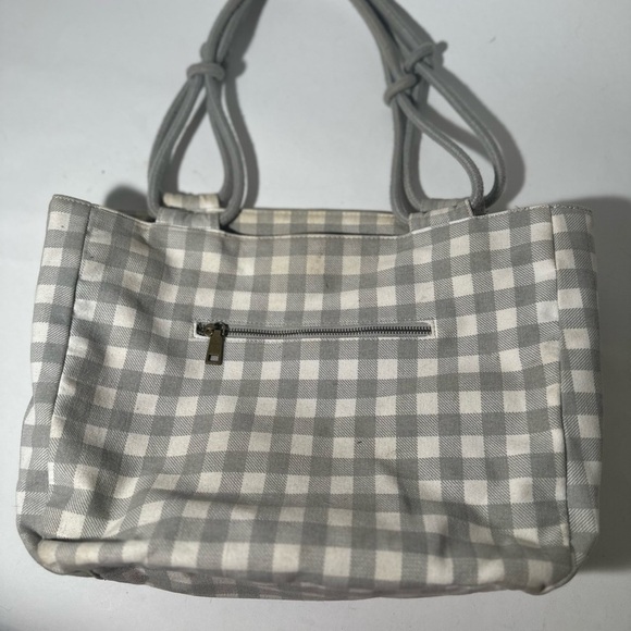 Gray Checkered Tote with Structured Design - Picture 7 of 9